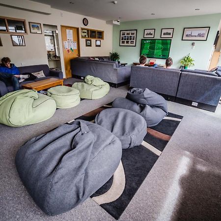 Adventure Queenstown Hostel ภายนอก รูปภาพ